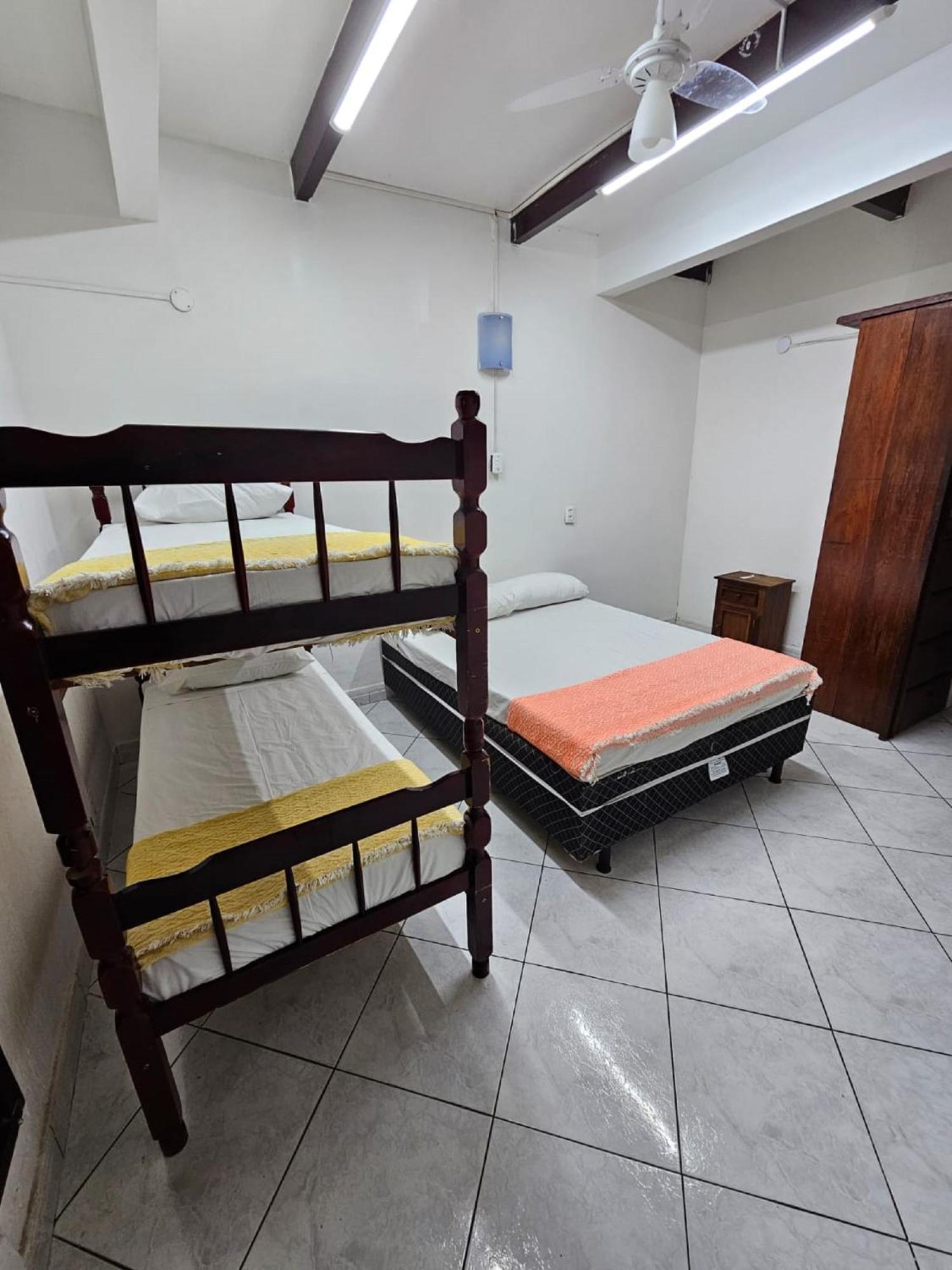 Casa Da Pedra Pensão 3*