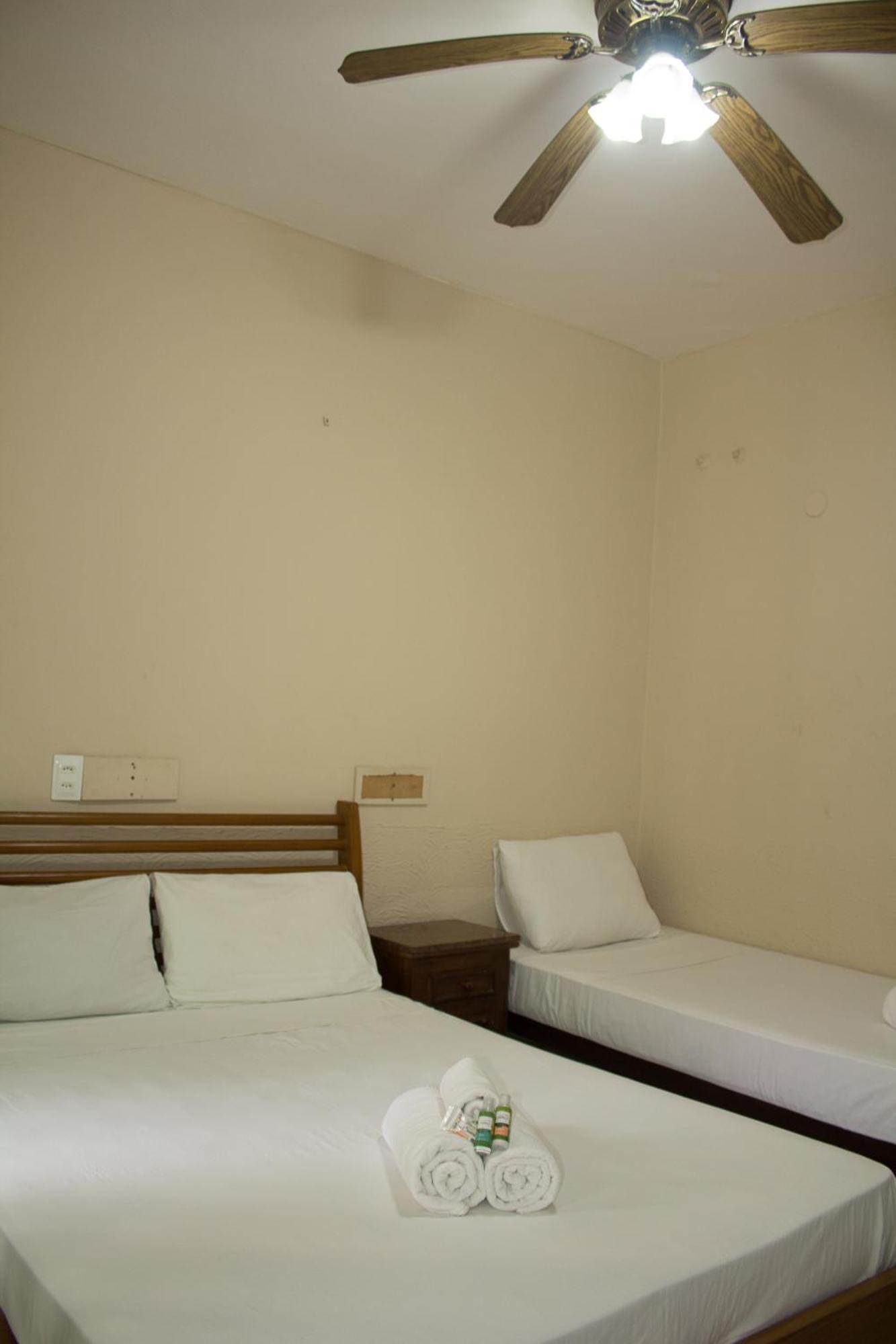 Pensão Casa Da Pedra 3*