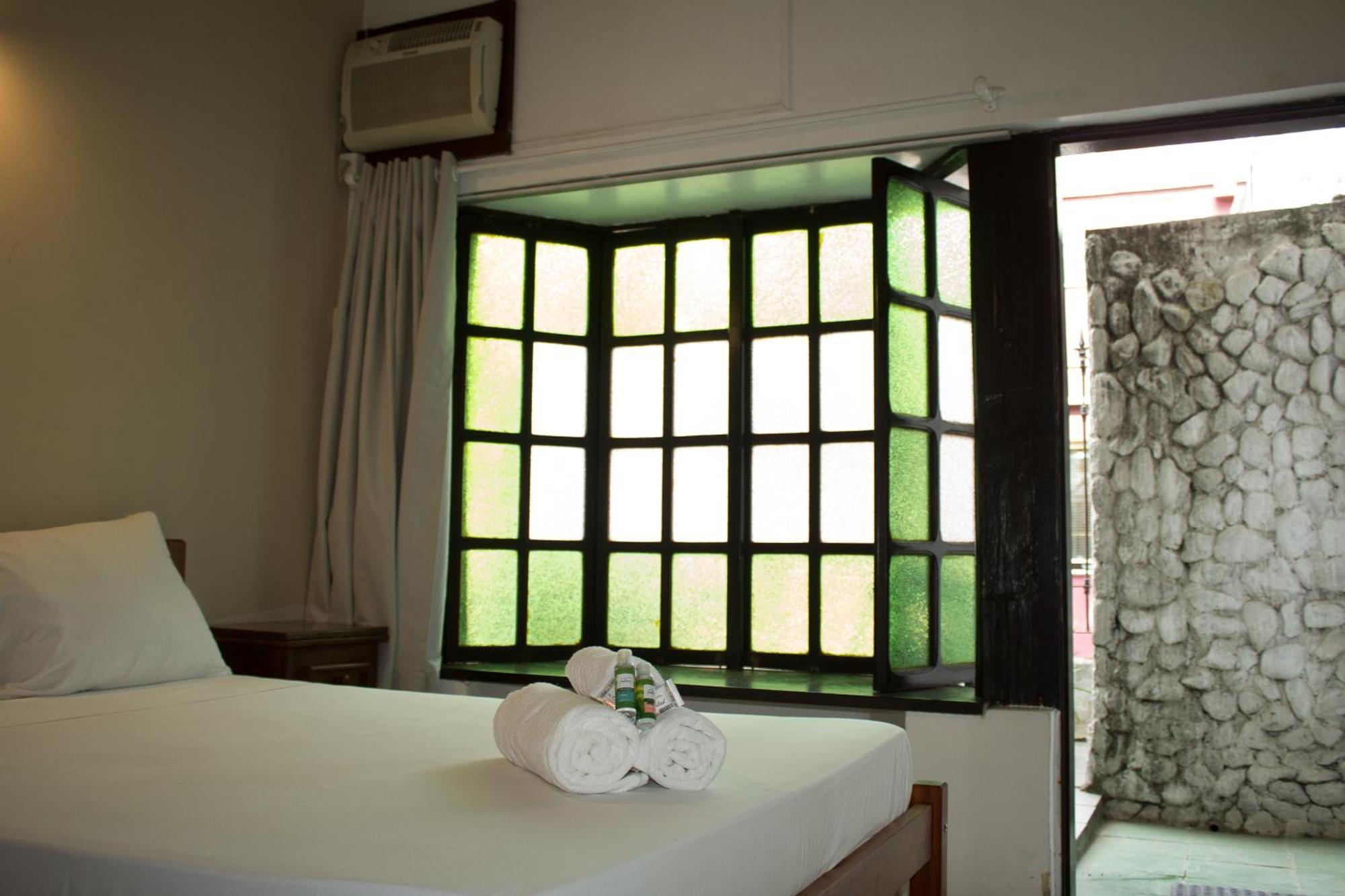 Casa Da Pedra Pensão 3*